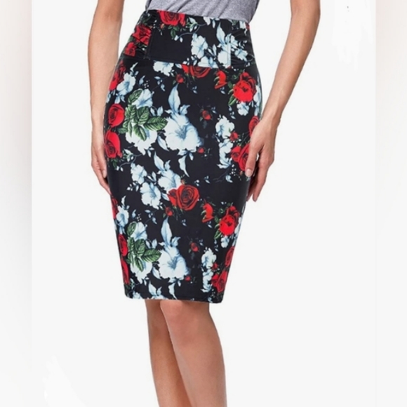 Dresses & Skirts - Vintage FloralPrint High-Rise Midi PencilSkirt Black
